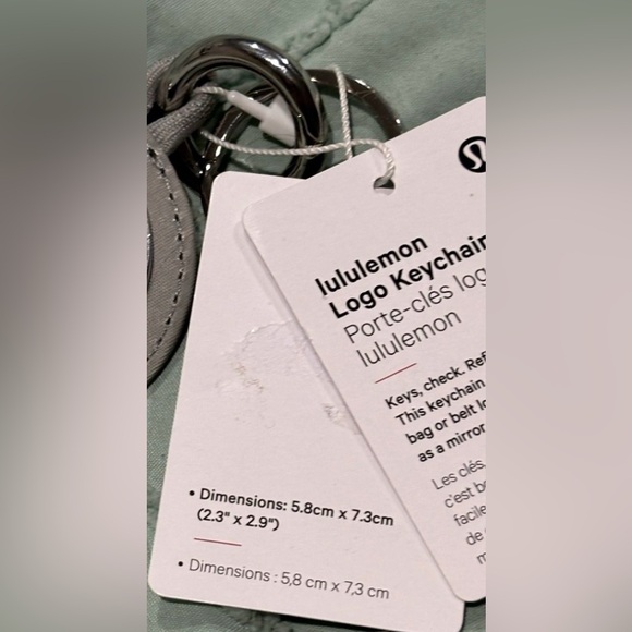 NEW Lululemon Silver Logo Keychain - Picture 2 of 3
